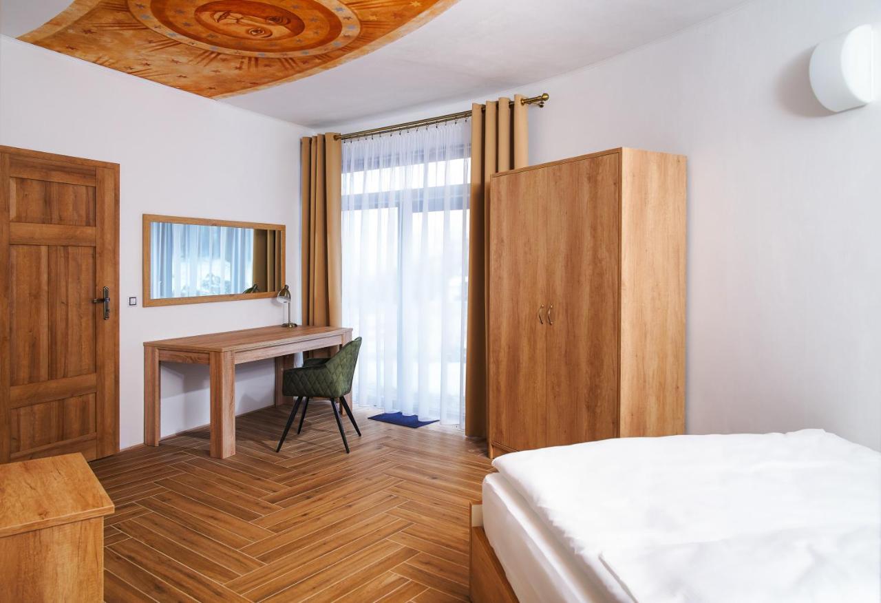 Hotel Dymnik Rumburk Exterior photo